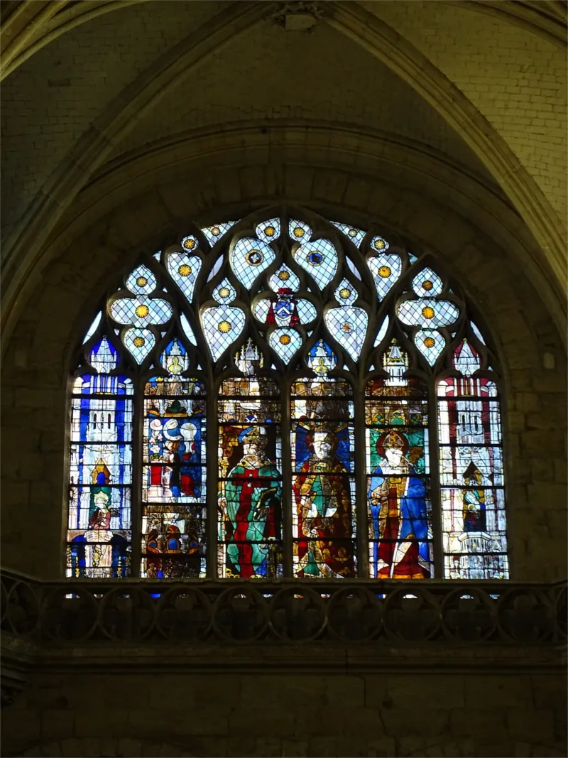 Vitrail Baie B : St-Augustin, St-Grégoire et St-Ambroise dans l'Abbatiale Saint-Taurin d'Évreux
