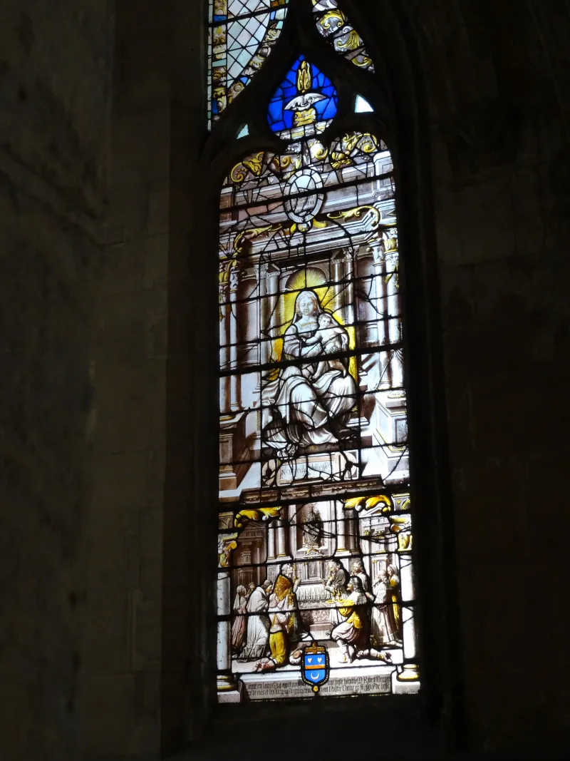Vitrail Baie 15 : Notre-Dame de Liesse dans la Collégiale de Gisors