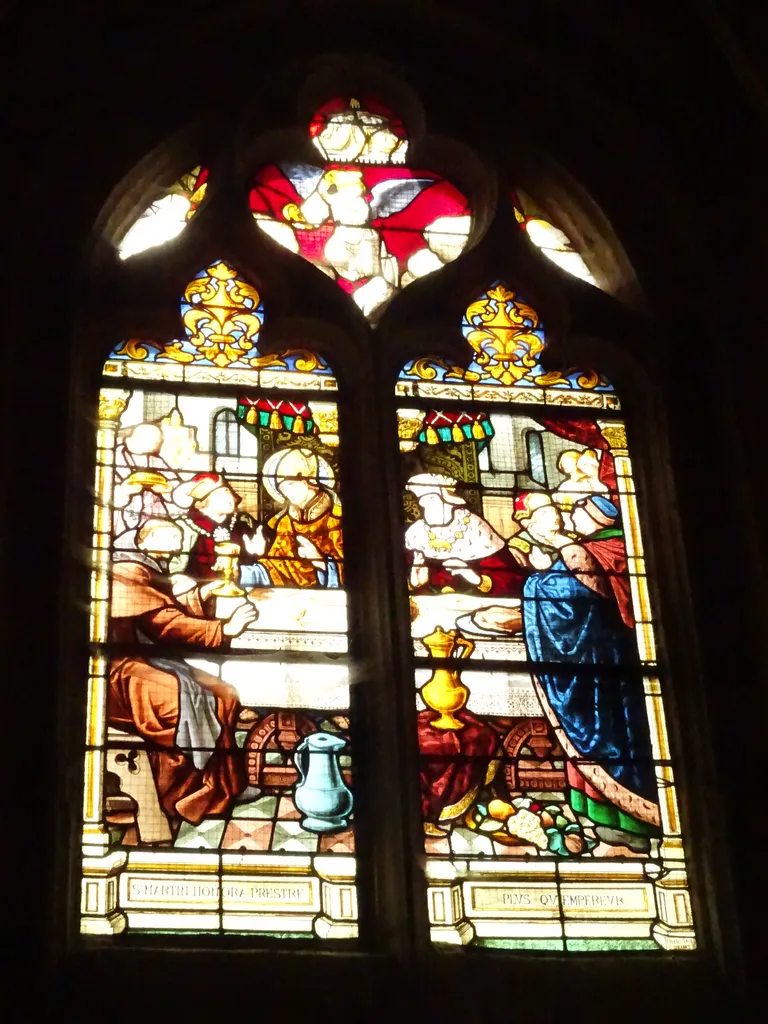 Vitrail Baie 1 : Scène de la vie de Saint-Martin-de-Tours dans l'Église Saint-Martin à Nonancourt