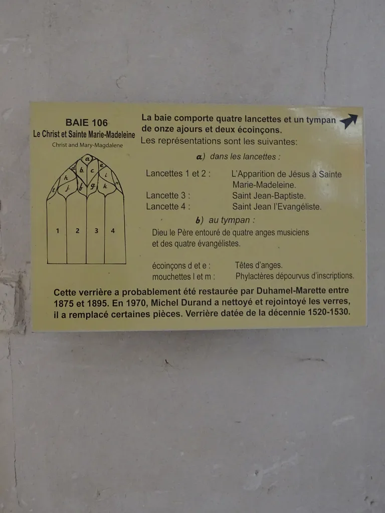 Vitrail Baie 106 : L'Apparition du Christ, St-Jean-l'Evangéliste et St-Jean-Baptiste dans l'Église de Nonancourt