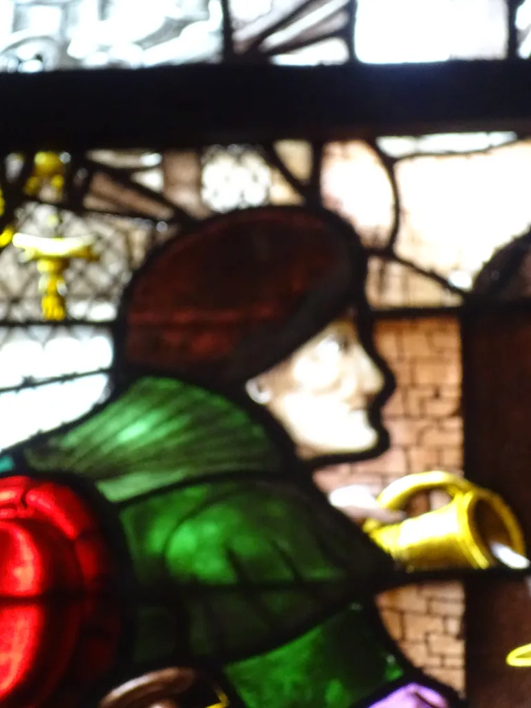 Vitrail Baie 108 : Pélerins d'Emmaüs - Incrédulité de St Thomas dans l'Église Saint-Martin à Nonancourt
