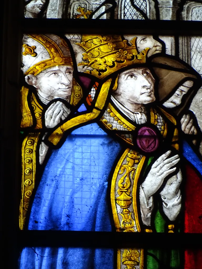 Vitrail Baie 114 : Le Triomphe de l'Eglise dans l'Église Saint-Martin à Nonancourt
