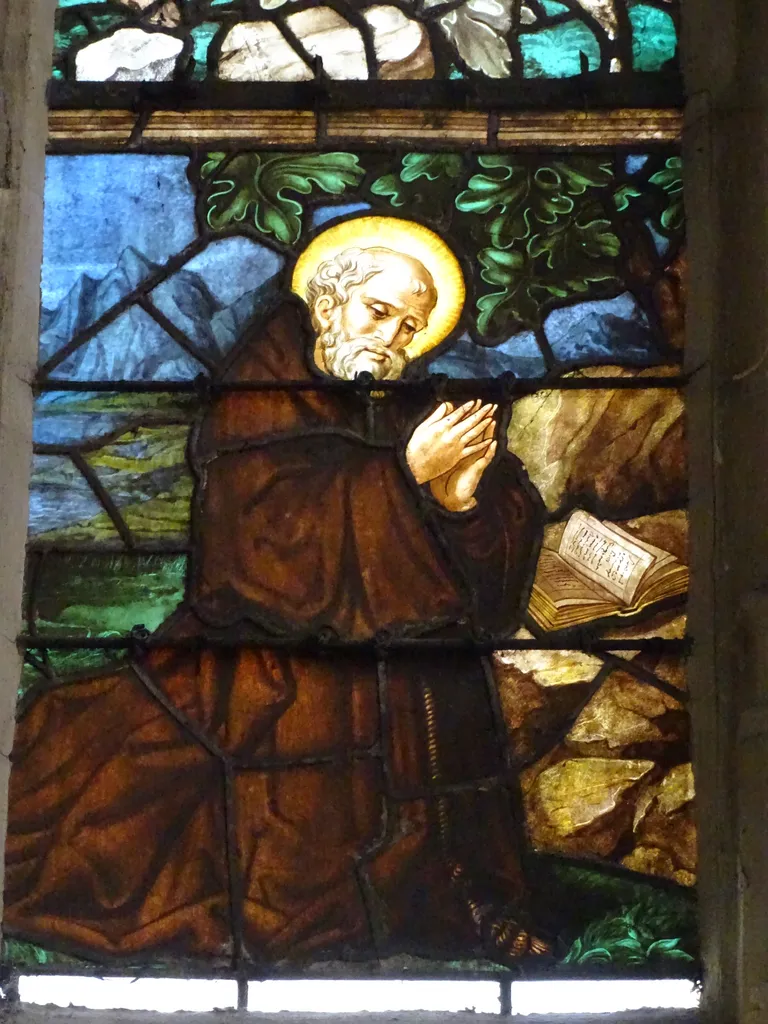 Vitrail Baie 8 : Archange Michel dans l'Église Sainte-Foy à Conches-en-Ouche