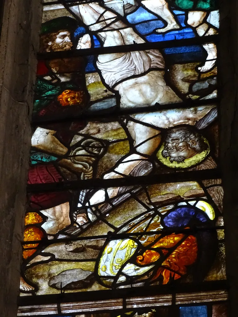 Vitrail Baie 8 : Archange Michel dans l'Église Sainte-Foy à Conches-en-Ouche
